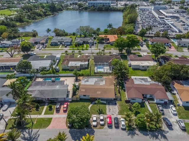 21100 N Miami Ave, Miami Gardens, FL 33169