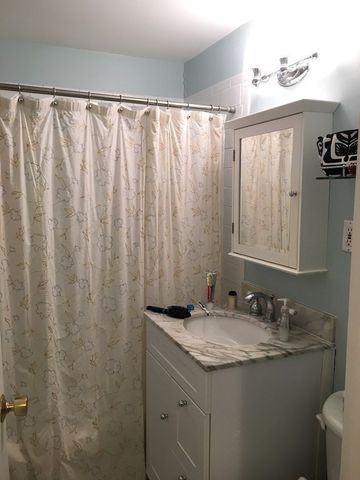 182 Marlborough St 8, Boston, MA 02116