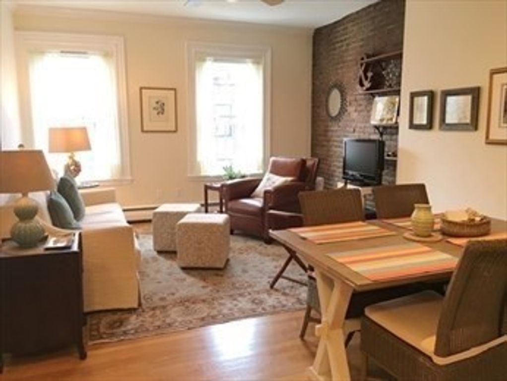 182 Marlborough St 8, Boston, MA 02116