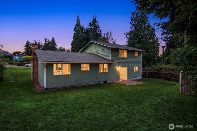 12219 128th Street Court E, Puyallup, WA 98374