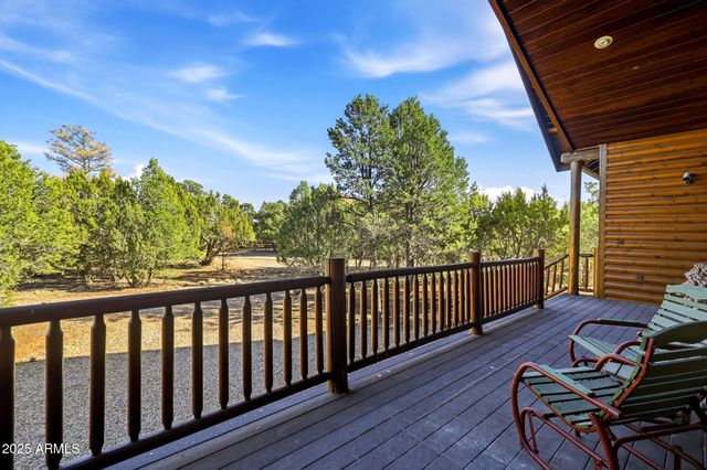 2276 THUNDERBIRD Way, Overgaard, AZ 85933