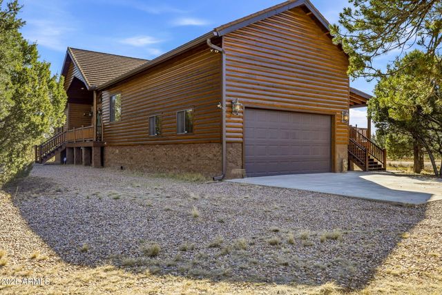 2276 THUNDERBIRD Way, Overgaard, AZ 85933
