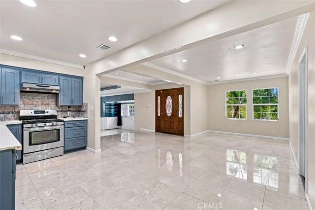 8320 Oakdale, Winnetka, CA 91306