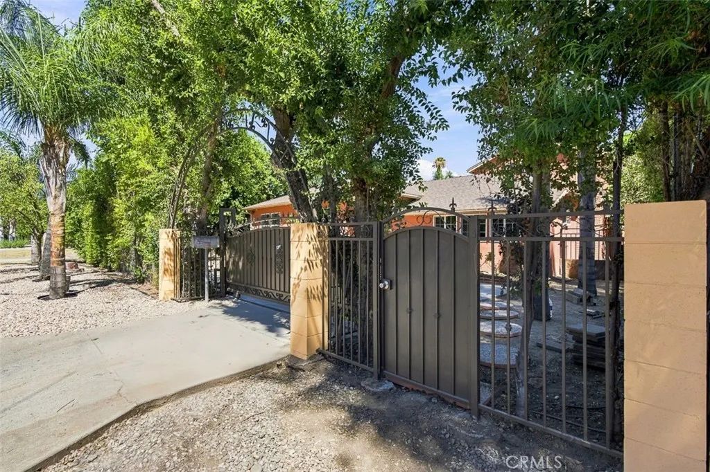 8320 Oakdale, Winnetka, CA 91306