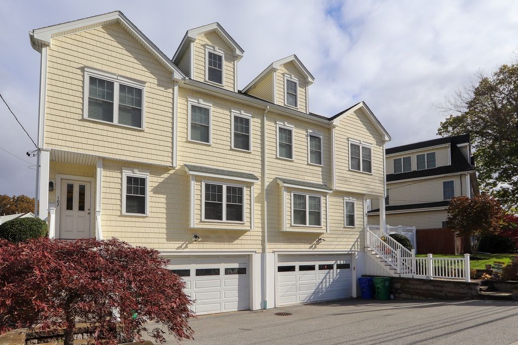 105-107 North St 105, Newton, MA 02460