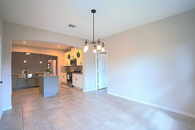 704 Shadow Bend, Richwood, TX 77531