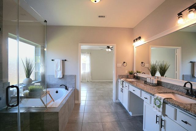 704 Shadow Bend, Richwood, TX 77531