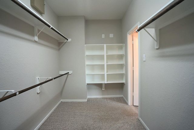 704 Shadow Bend, Richwood, TX 77531