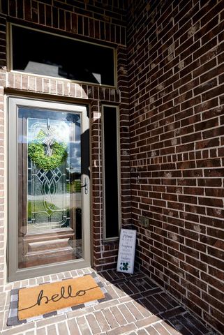 704 Shadow Bend, Richwood, TX 77531