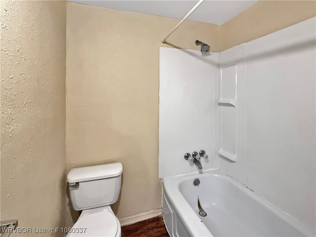 5022 Dora Road, Van Buren, AR 72956