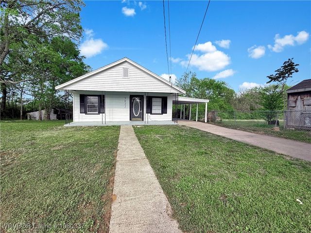 5022 Dora Road, Van Buren, AR 72956