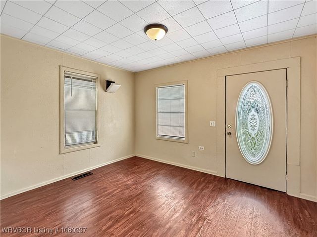 5022 Dora Road, Van Buren, AR 72956