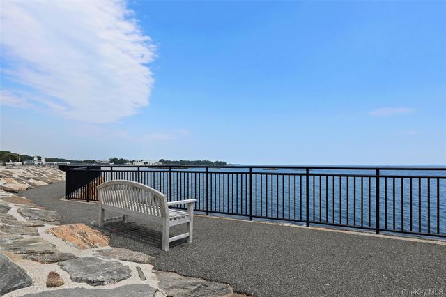 36 Waters Edge, Rye, NY 10580