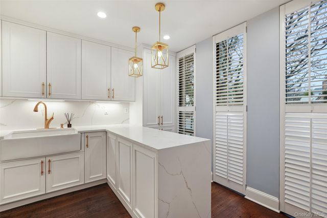 36 Waters Edge, Rye, NY 10580