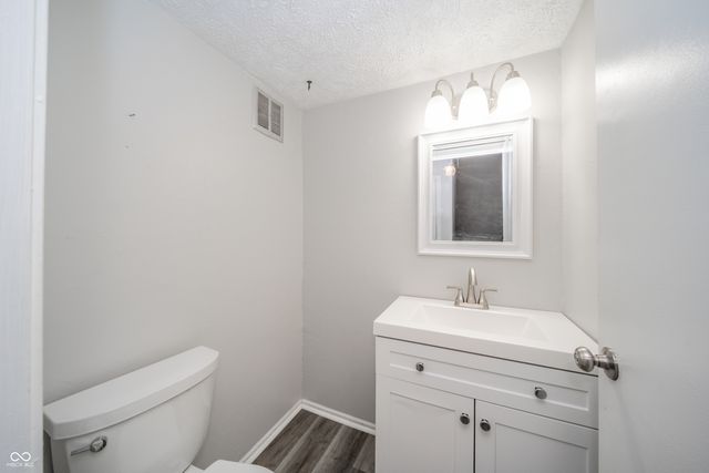 1601 Marborough Lane, Indianapolis, IN 46260