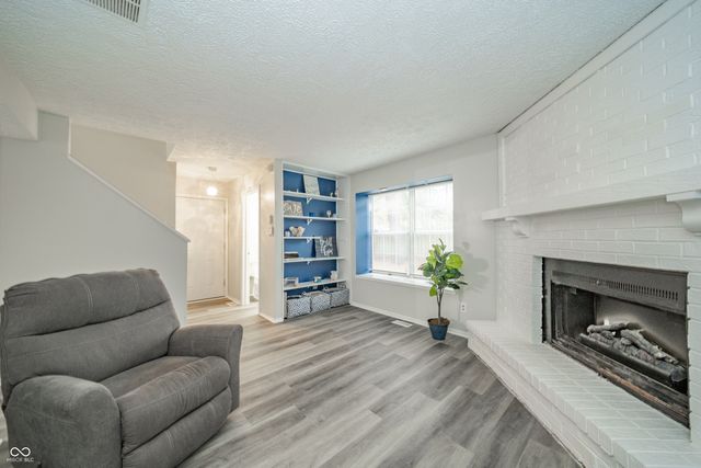 1601 Marborough Lane, Indianapolis, IN 46260