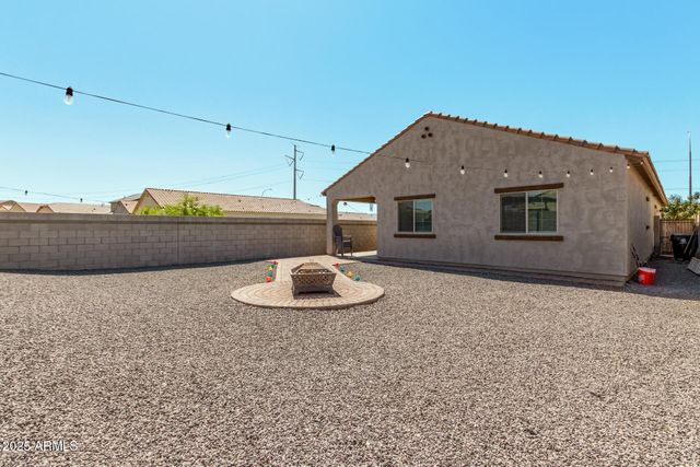 11204 W MOBILE Lane, Tolleson, AZ 85353