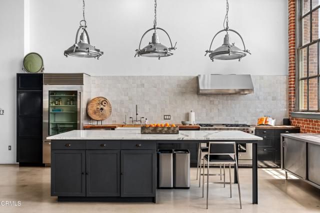 1850 Industrial Street 708, Los Angeles, CA 90021