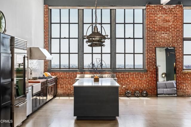 1850 Industrial Street 708, Los Angeles, CA 90021