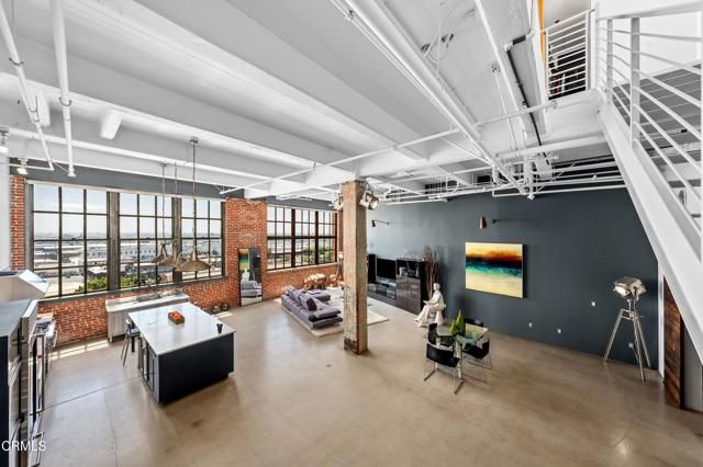 1850 Industrial Street 708, Los Angeles, CA 90021