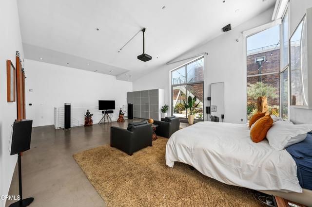 1850 Industrial Street 708, Los Angeles, CA 90021