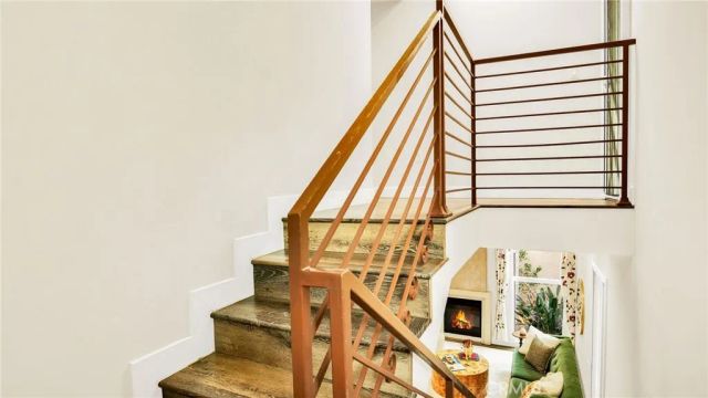 9237 Wakefield Avenue 11, Panorama City, CA 91402