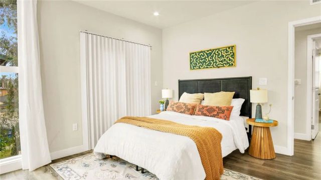 9237 Wakefield Avenue 11, Panorama City, CA 91402