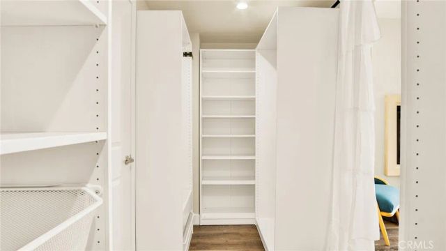 9237 Wakefield Avenue 11, Panorama City, CA 91402