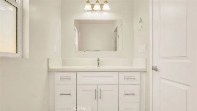 9237 Wakefield Avenue 11, Panorama City, CA 91402