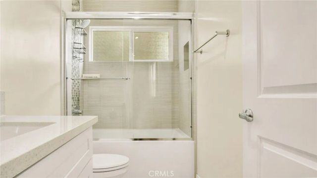 9237 Wakefield Avenue 11, Panorama City, CA 91402