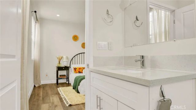 9237 Wakefield Avenue 11, Panorama City, CA 91402