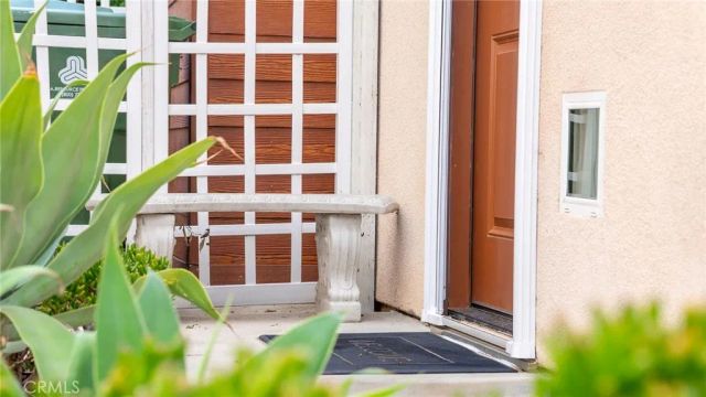 9237 Wakefield Avenue 11, Panorama City, CA 91402