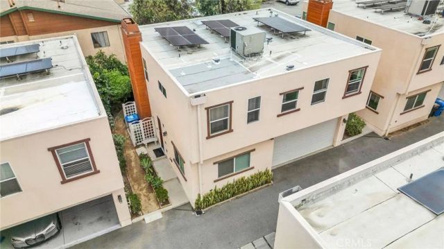 9237 Wakefield Avenue 11, Panorama City, CA 91402