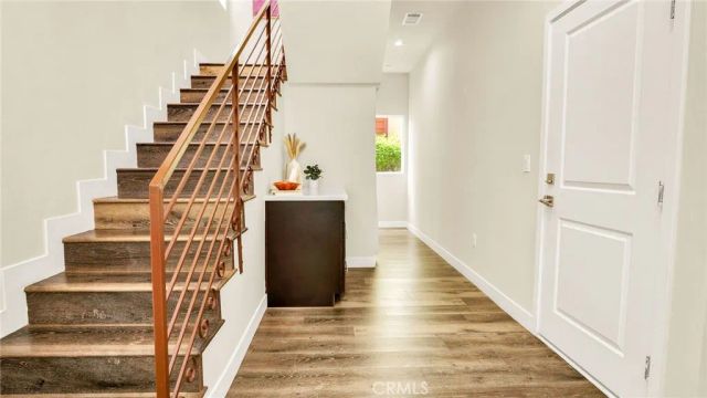 9237 Wakefield Avenue 11, Panorama City, CA 91402