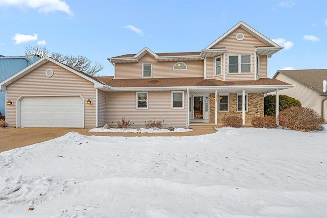 1150 LAAGER LANE, Oshkosh, WI 54902
