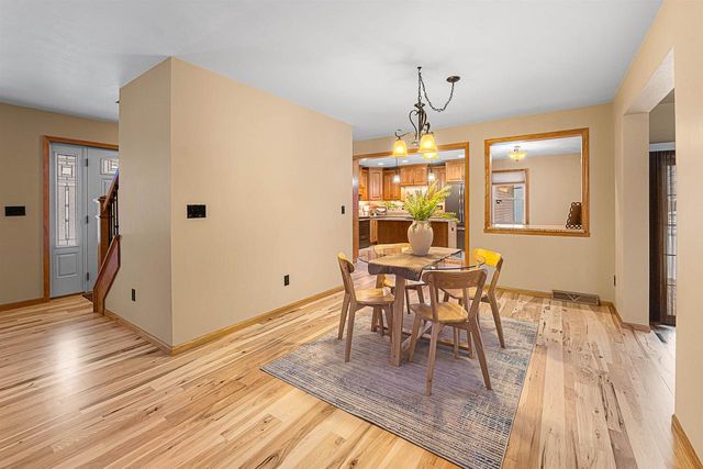 1150 LAAGER LANE, Oshkosh, WI 54902