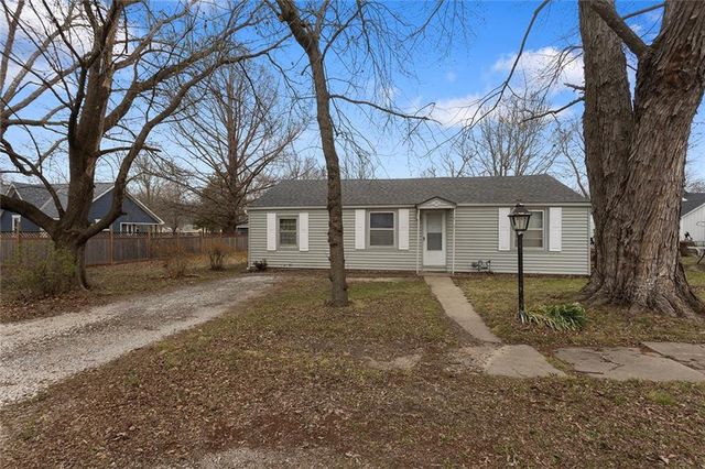 304 Ivy Street, Garden City, MO 64747