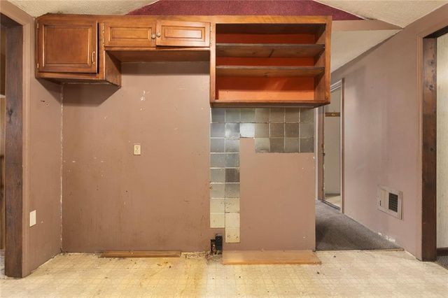 304 Ivy Street, Garden City, MO 64747