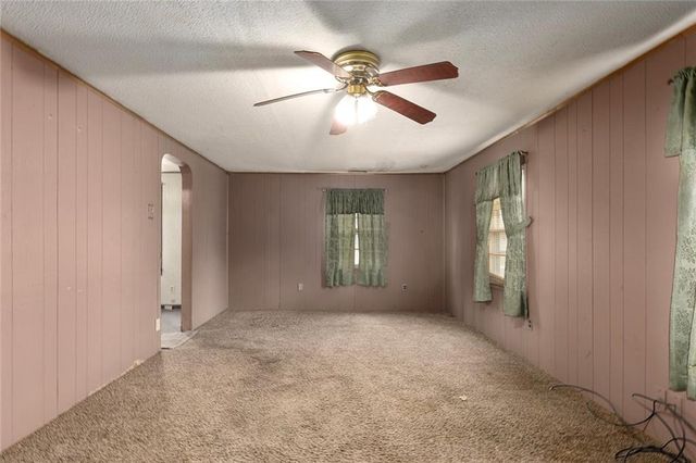 304 Ivy Street, Garden City, MO 64747