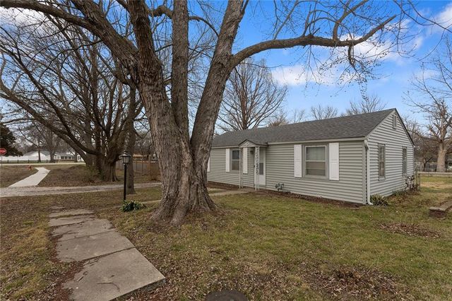304 Ivy Street, Garden City, MO 64747