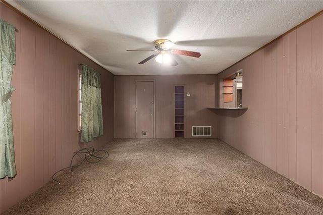 304 Ivy Street, Garden City, MO 64747