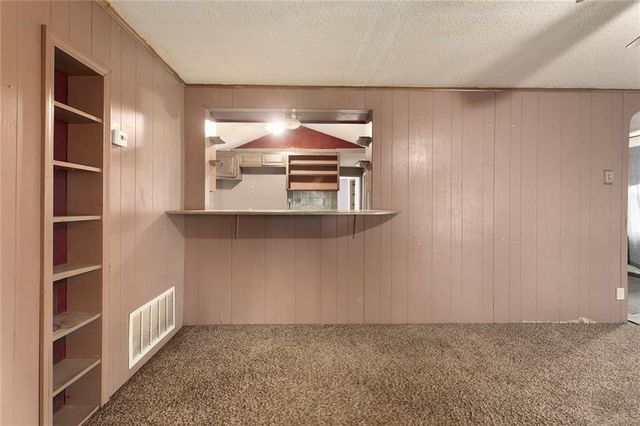 304 Ivy Street, Garden City, MO 64747