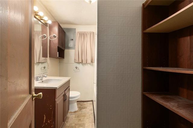 304 Ivy Street, Garden City, MO 64747