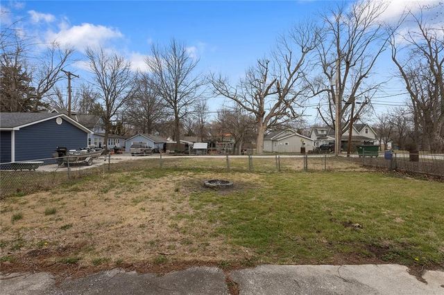 304 Ivy Street, Garden City, MO 64747