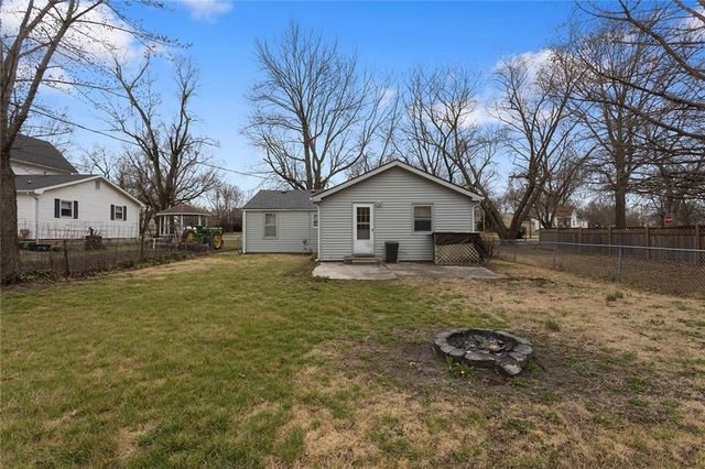 304 Ivy Street, Garden City, MO 64747