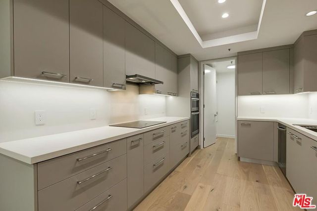 2142 Century Park Lane 102, Los Angeles, CA 90067