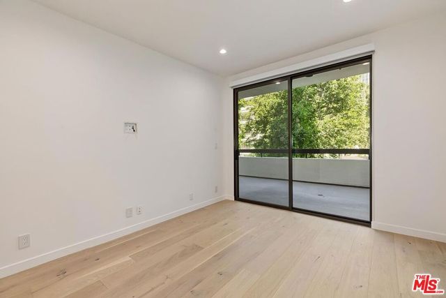 2142 Century Park Lane 102, Los Angeles, CA 90067