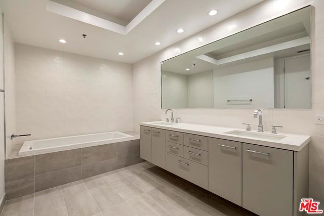 2142 Century Park Lane 102, Los Angeles, CA 90067