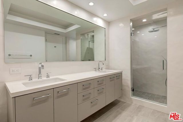 2142 Century Park Lane 102, Los Angeles, CA 90067