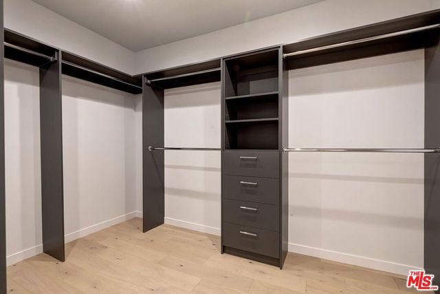 2142 Century Park Lane 102, Los Angeles, CA 90067